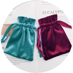 Velvet Gift Bags, Velvet Drawstring Pouches, Bracelets, Necklaces, Watches, Rings, Jewelry packaging 9